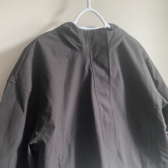 NWT Water resistant hooded cropped utility jacket - Picture 3 of 7